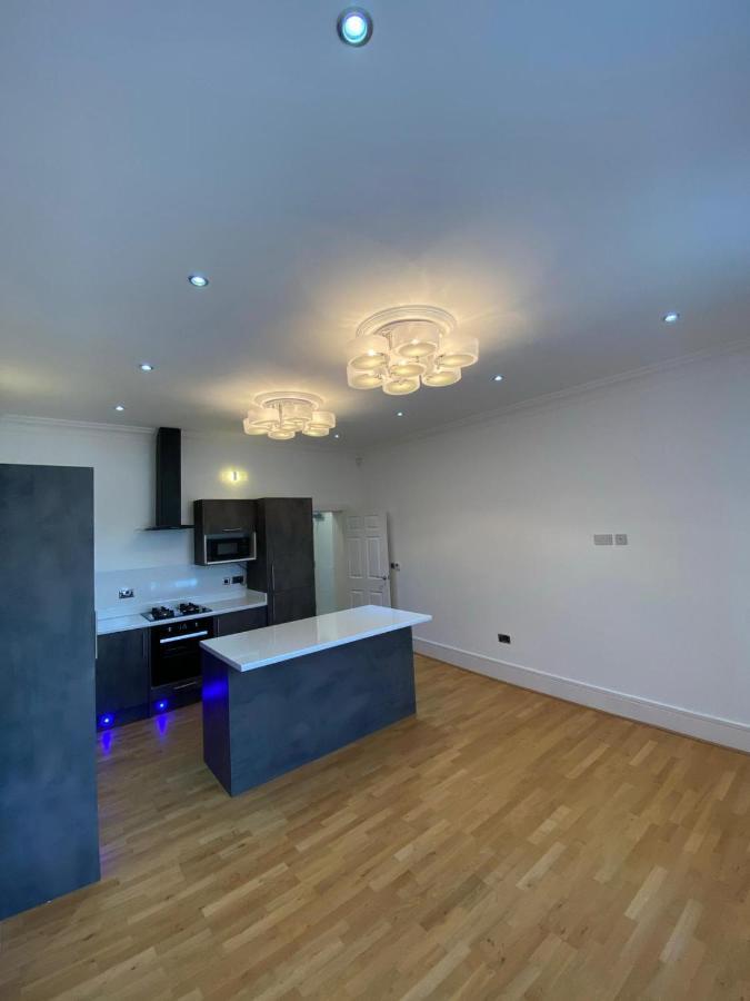 Luxury Apartment Apt5 伍尔弗汉普顿 外观 照片