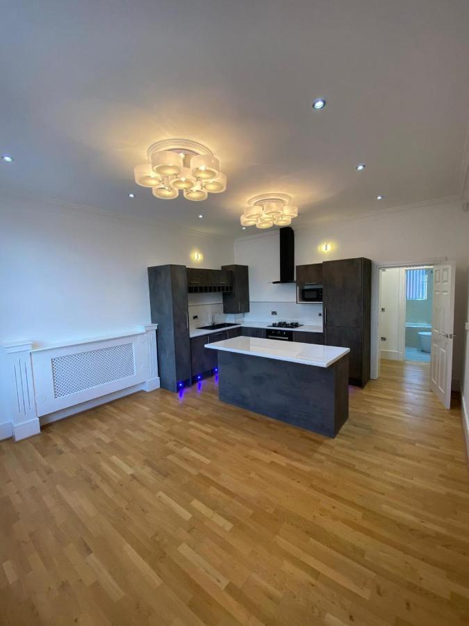 Luxury Apartment Apt5 伍尔弗汉普顿 外观 照片