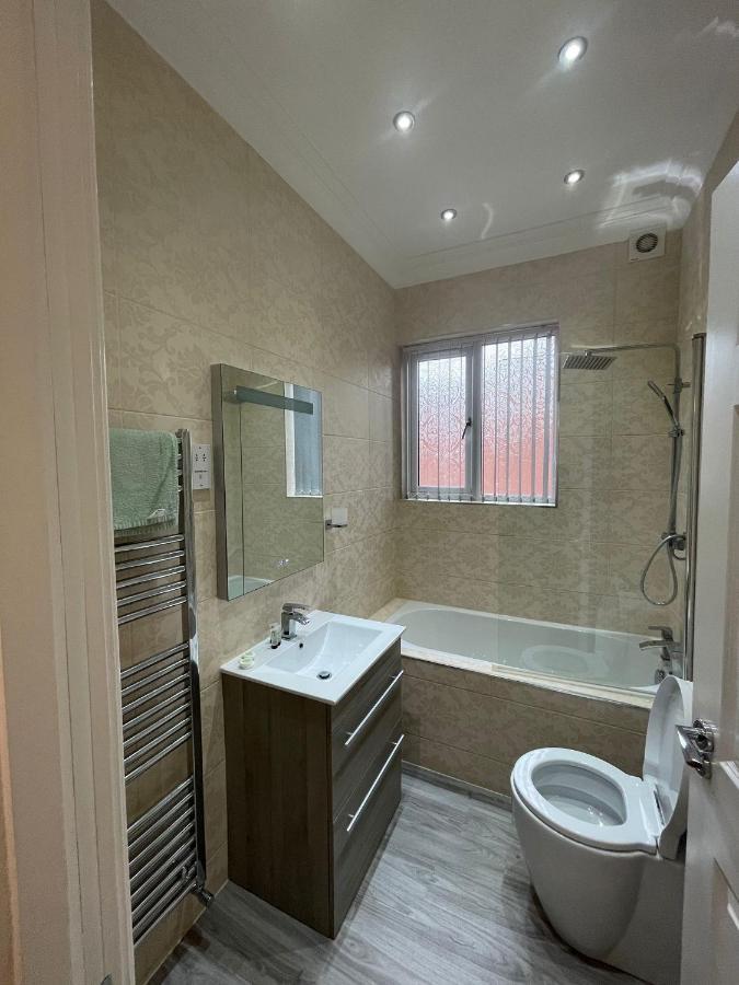 Luxury Apartment Apt5 伍尔弗汉普顿 外观 照片